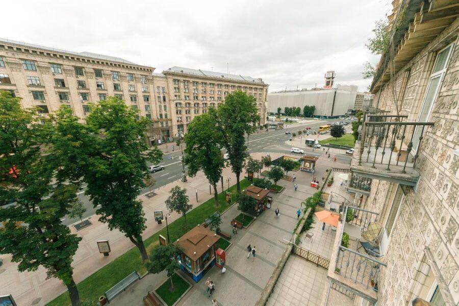 видовая на улице крещатик.
