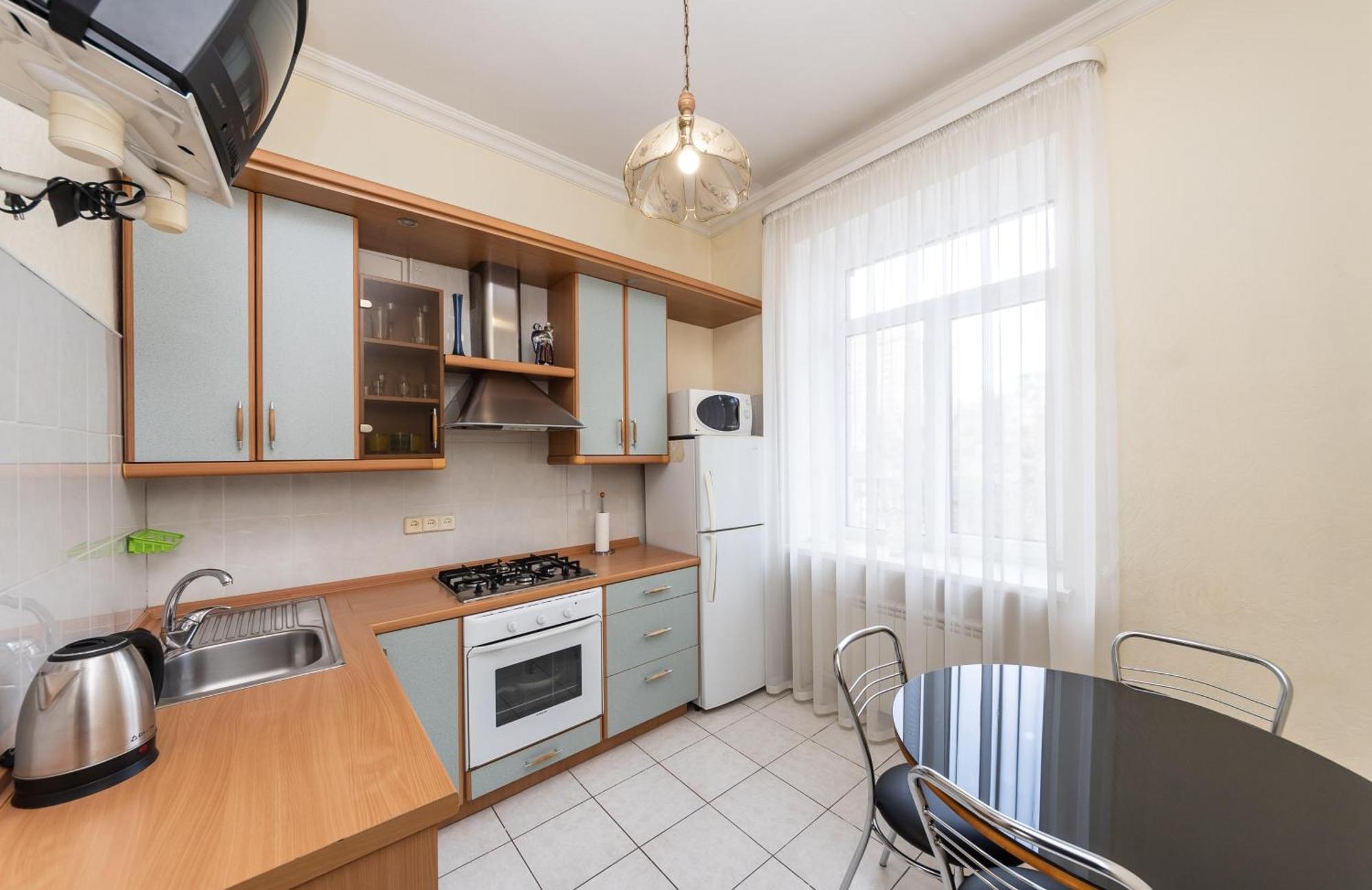 видовая на улице крещатик. Apartment
